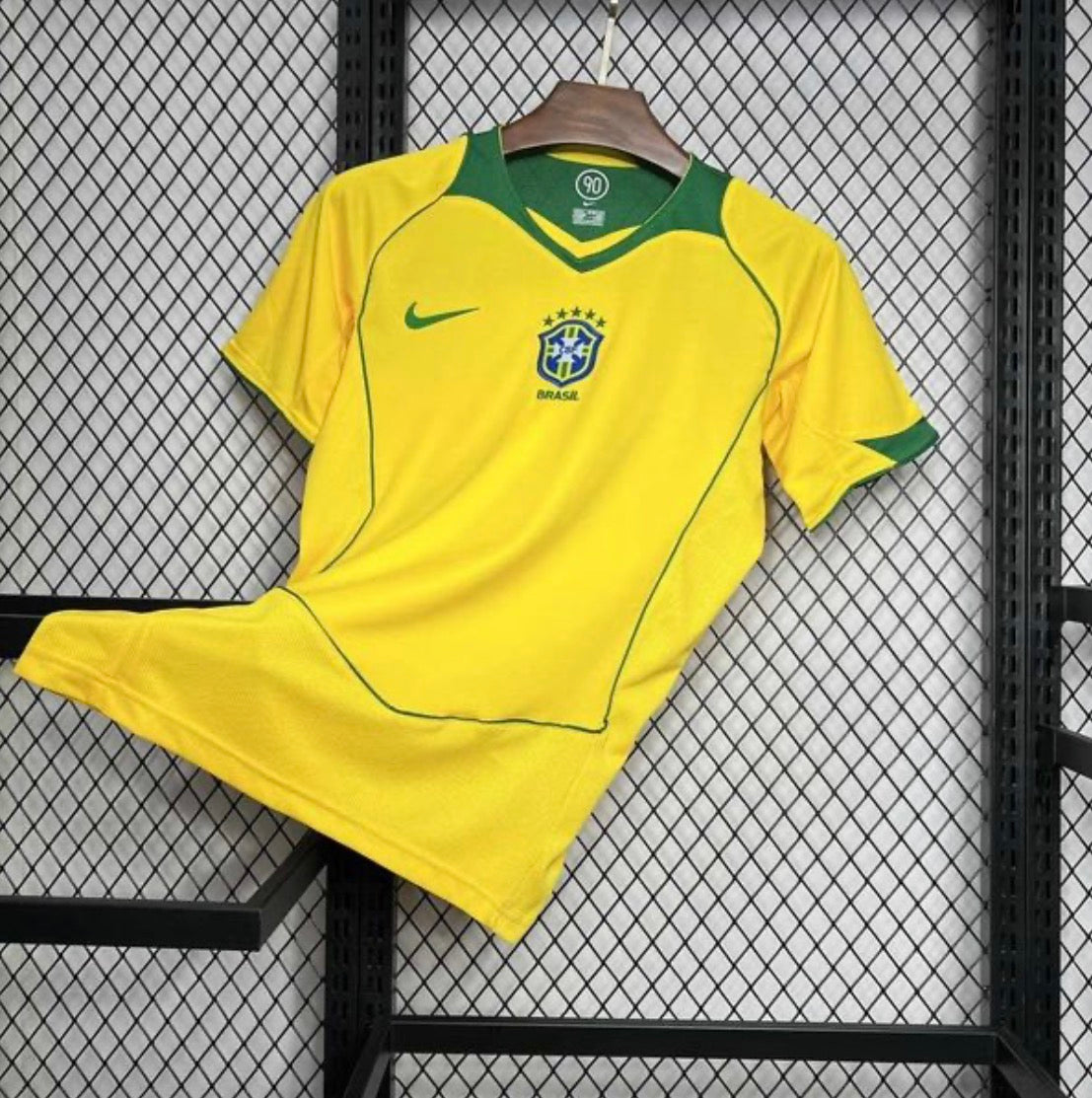 Retro Brazil National 2004 Home